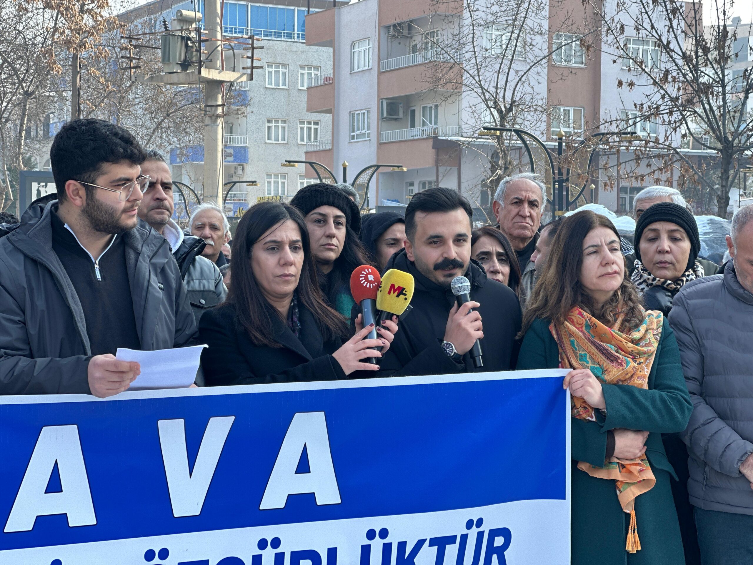 Rojava saldırılarını protesto ettiler