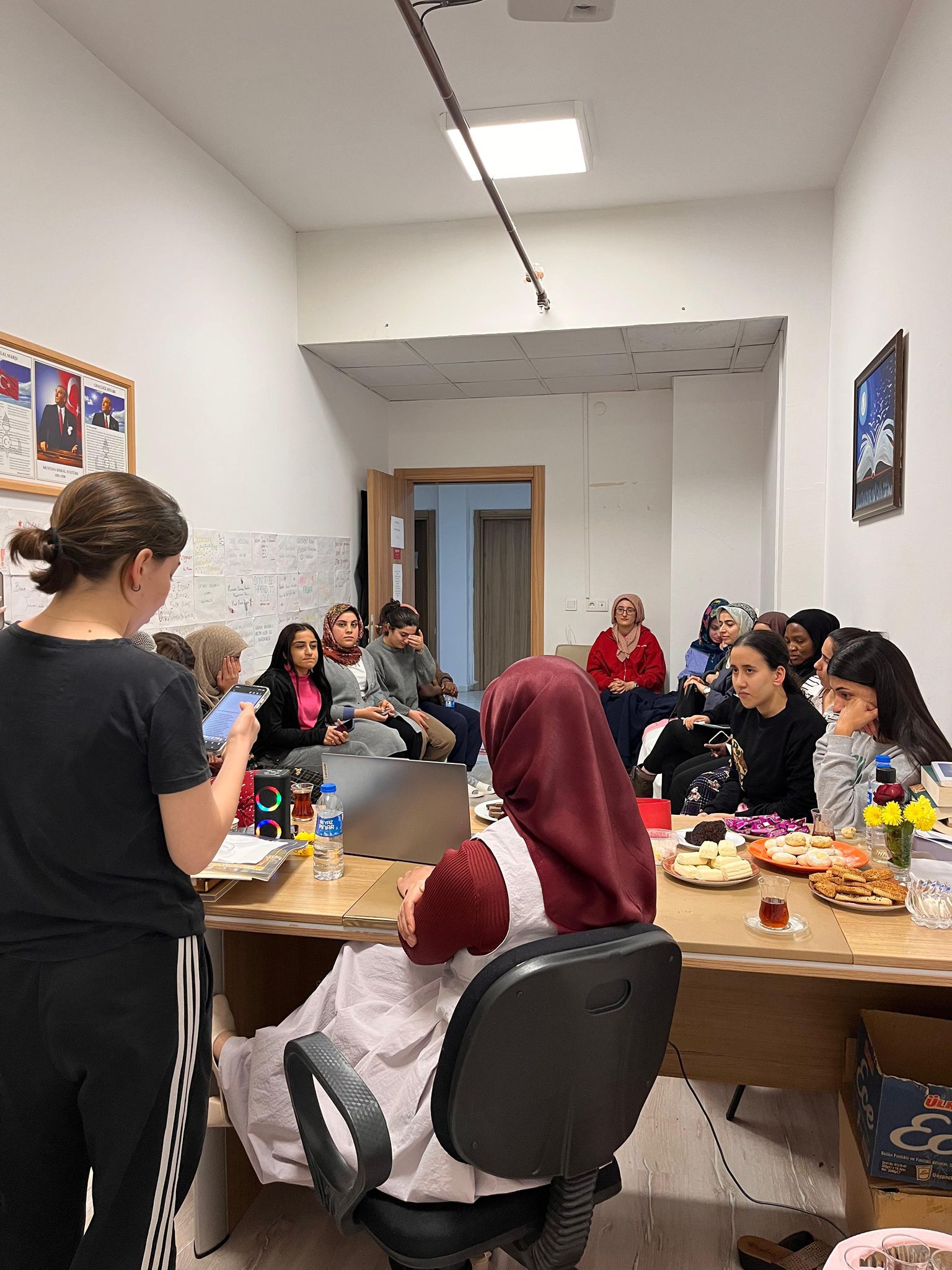 Şiir yarışmasında duygu seli