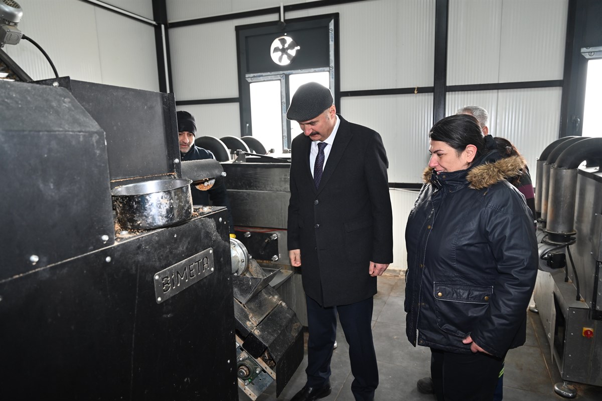 Vali Canalp’ten can dostlara ziyaret