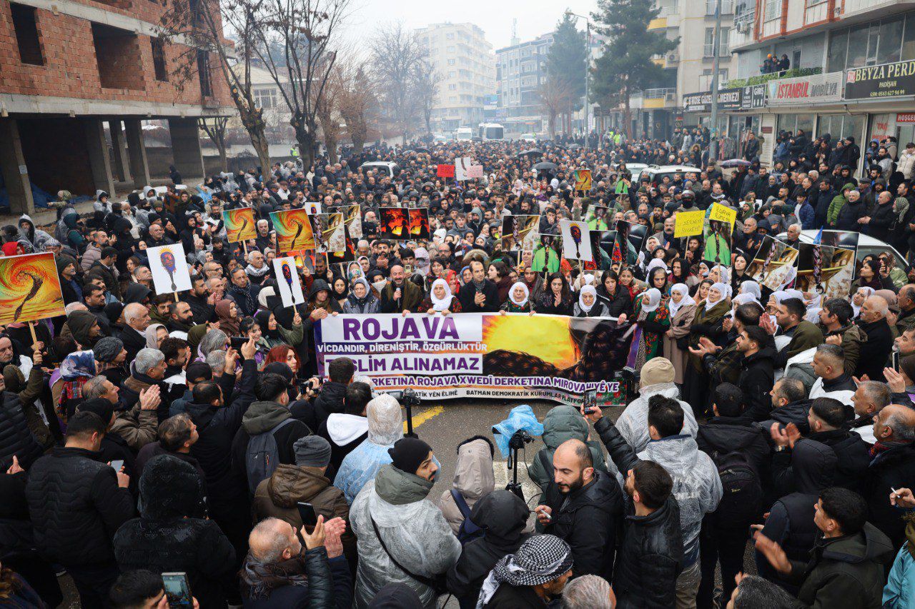 ROJAVA’DAKİ SALDIRILARI KINADILAR