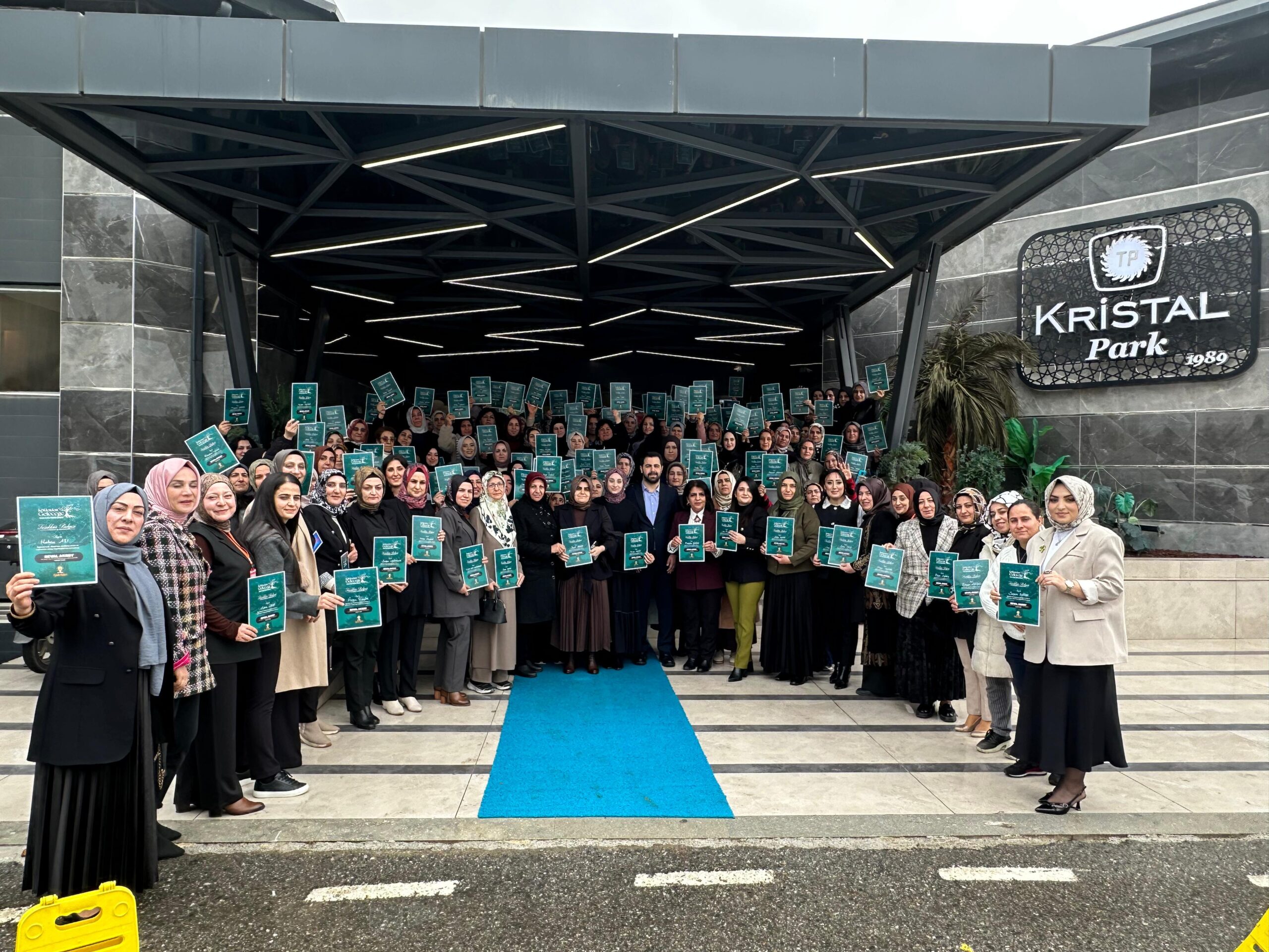 AK Partili kadınlardan birlik buluşması