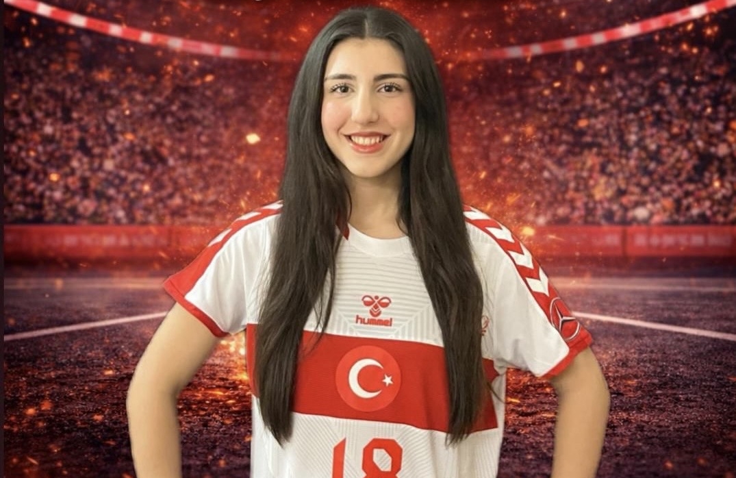 Batmanlı Sema Milli forma giyecek