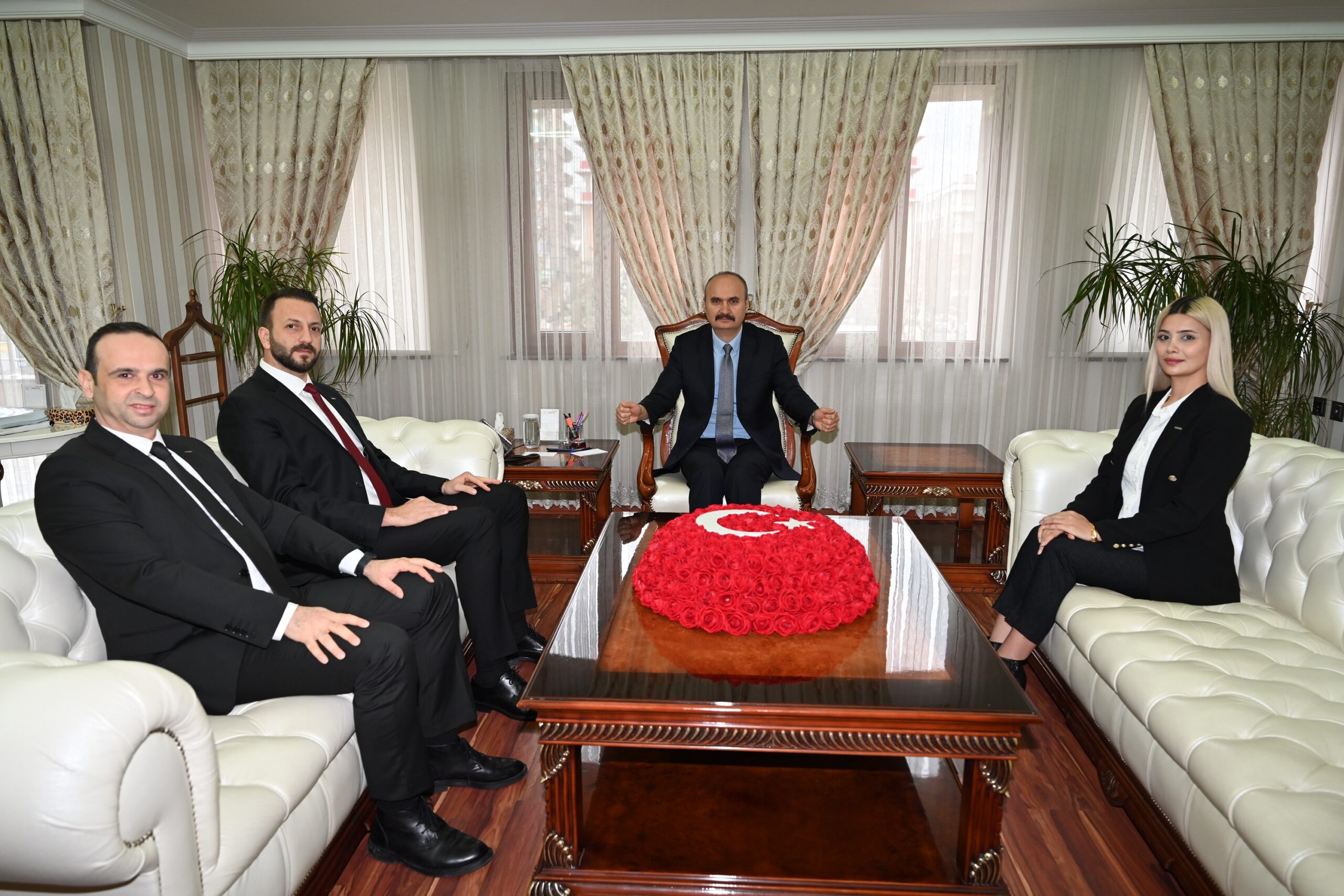 Emlak Katılım’dan Valilik çıkarması