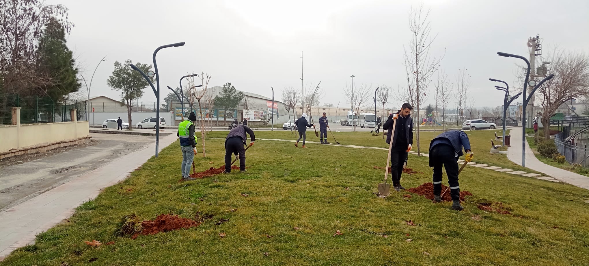 Karşıyaka ve Petrolkent’te yeşil dönüşüm