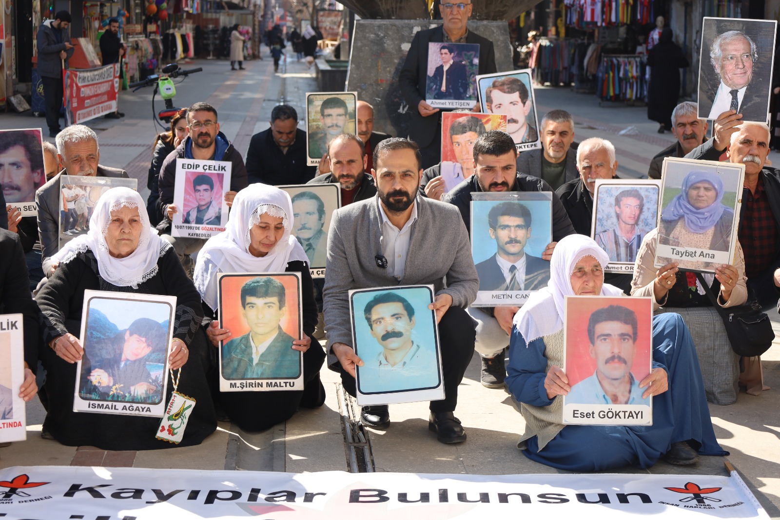 Kayıp yakınları Kürsep’in akıbetini sordu