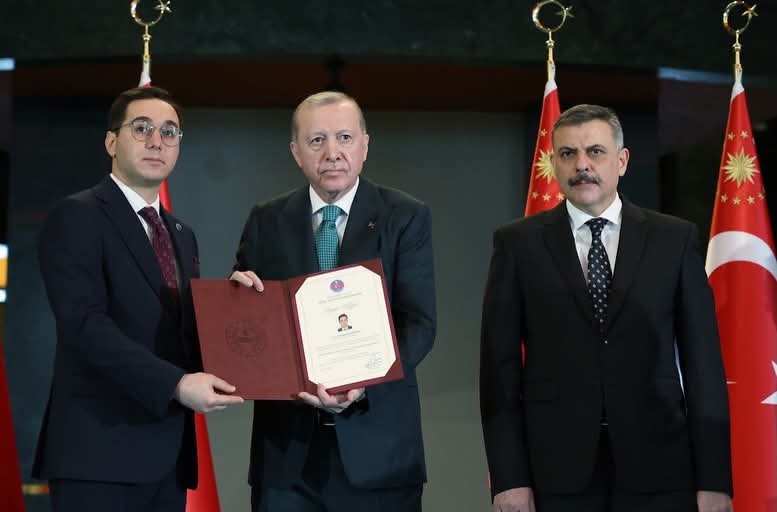 Öztaş yılın idarecisi seçildi