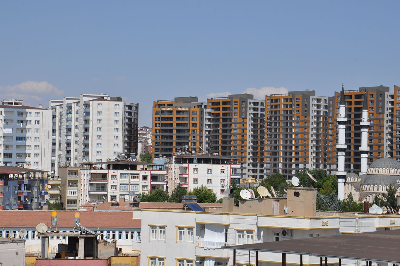 EMLAKTA BÜYÜK ÇÖKÜŞ