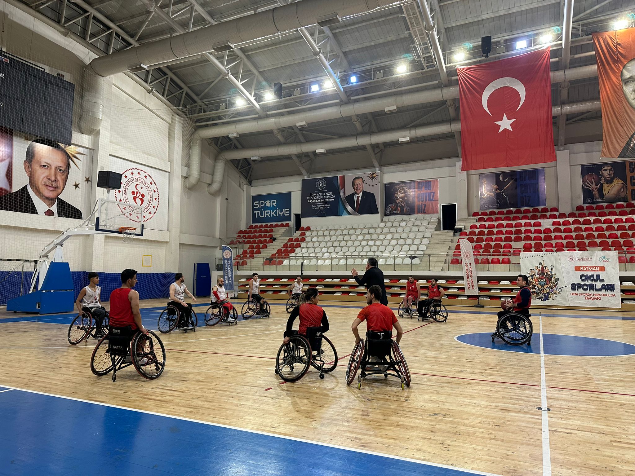 Engelli basketçiler lidere bileniyor