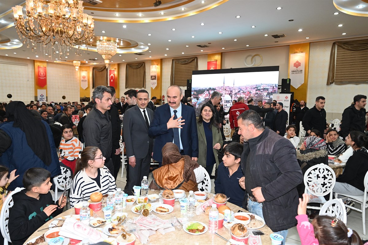 Gönüller aynı sofrada buluştu