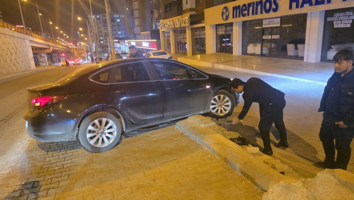 Kazaların eksik olmadığı kavşak