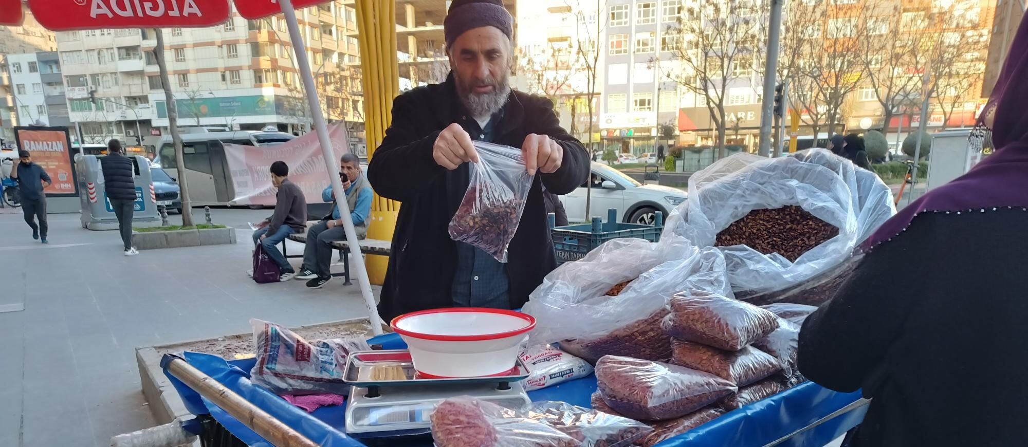Kül yapımı karpuz çekirdeğine ilgi