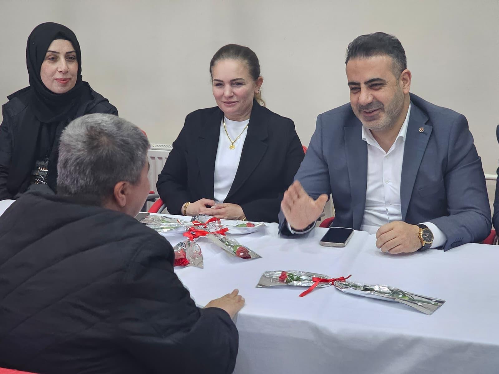 MHP’li Çetin kadınlarla buluştu
