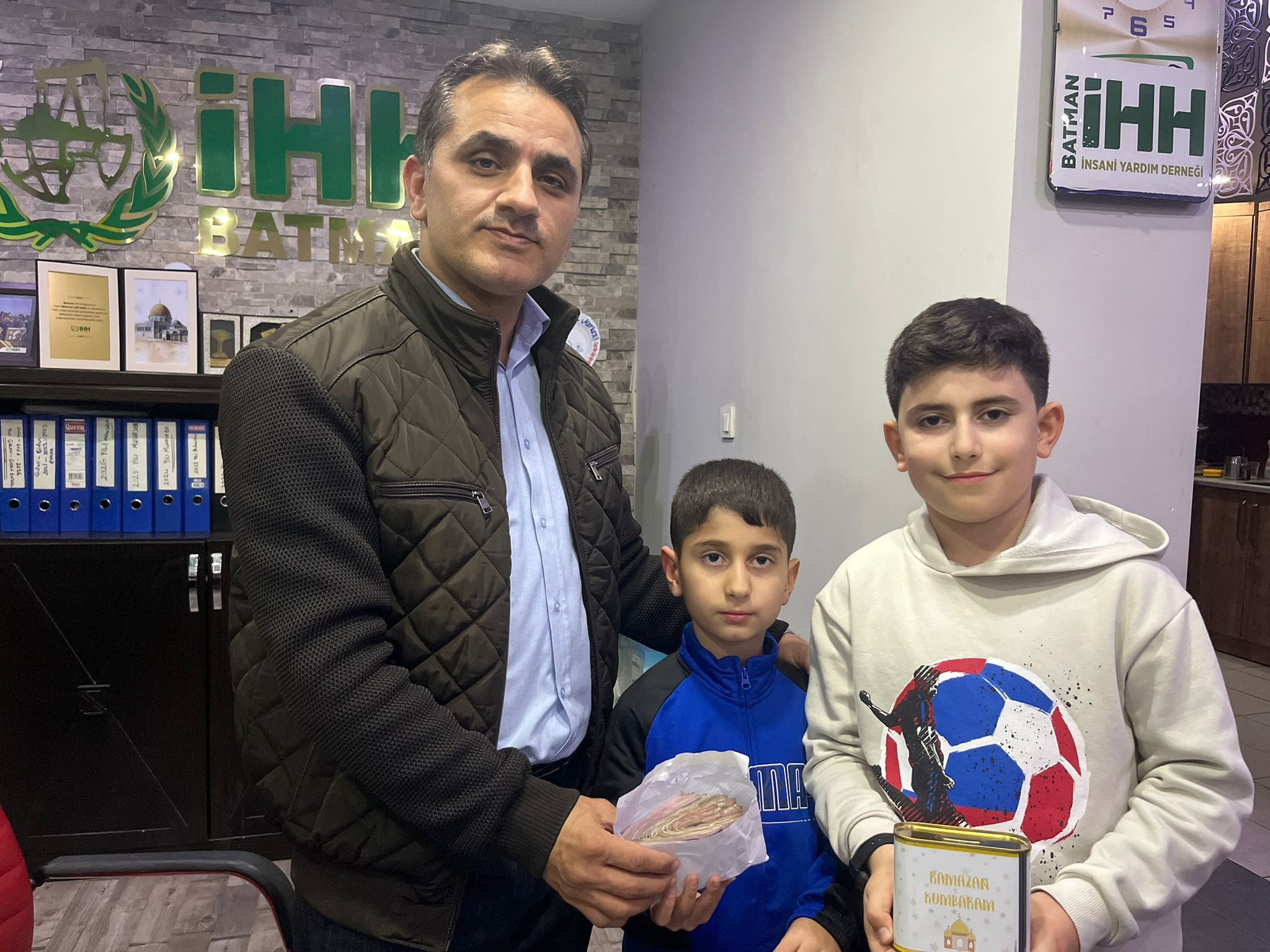 Minik yüreklerden Gazze’ye umut