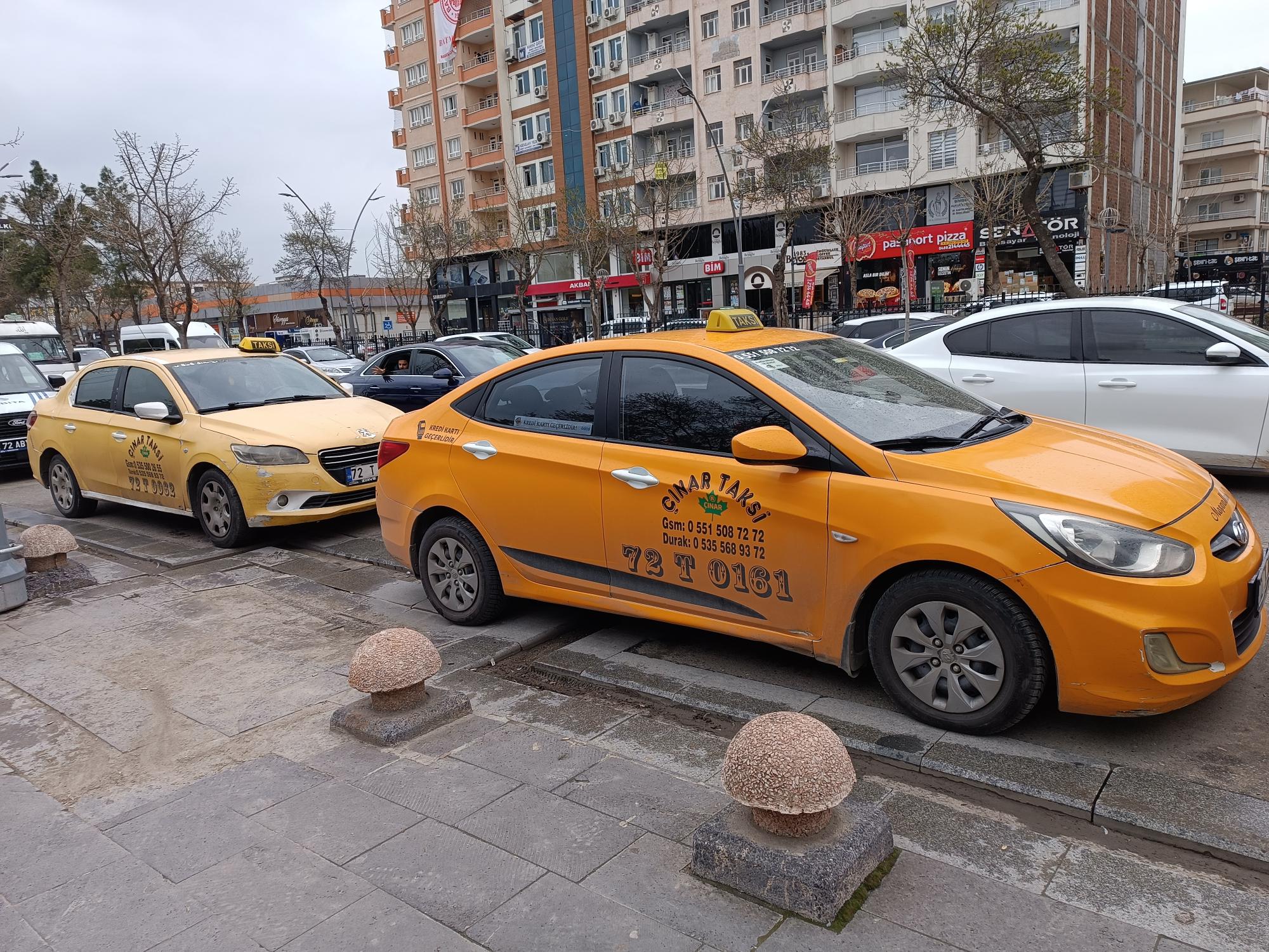 Savaş zamları taksiciyi vurdu