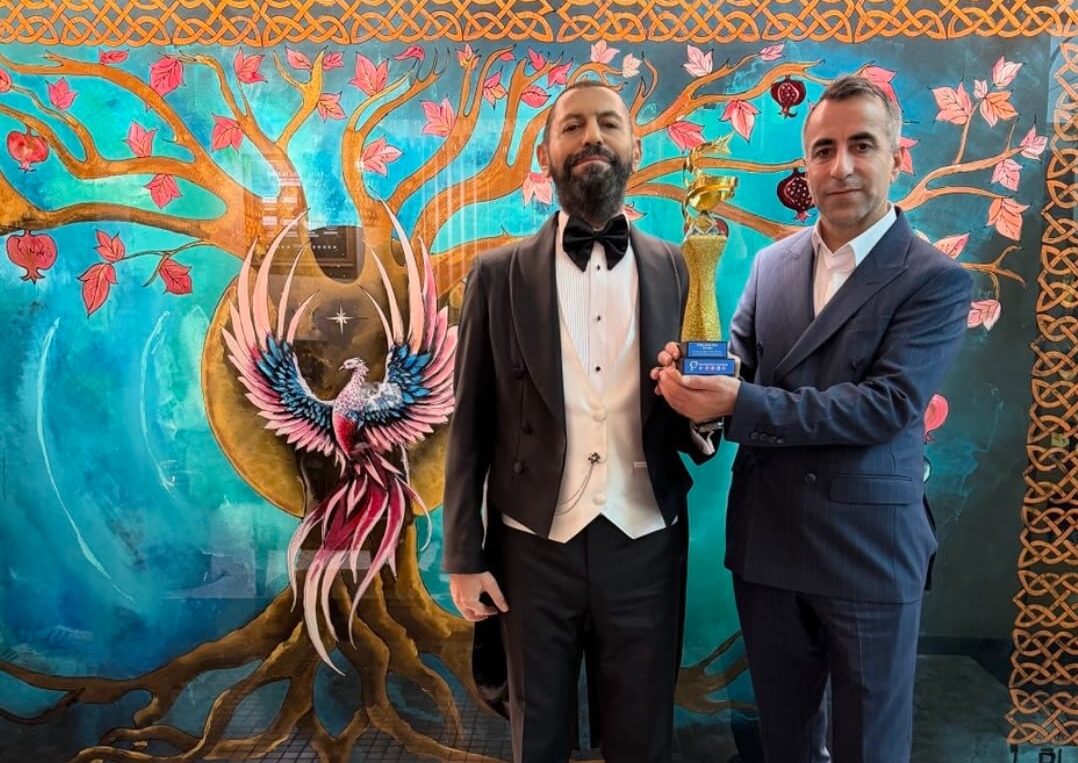 Yazar Manaf’a İsveç’ten “Global Peace Prize” ödülü 