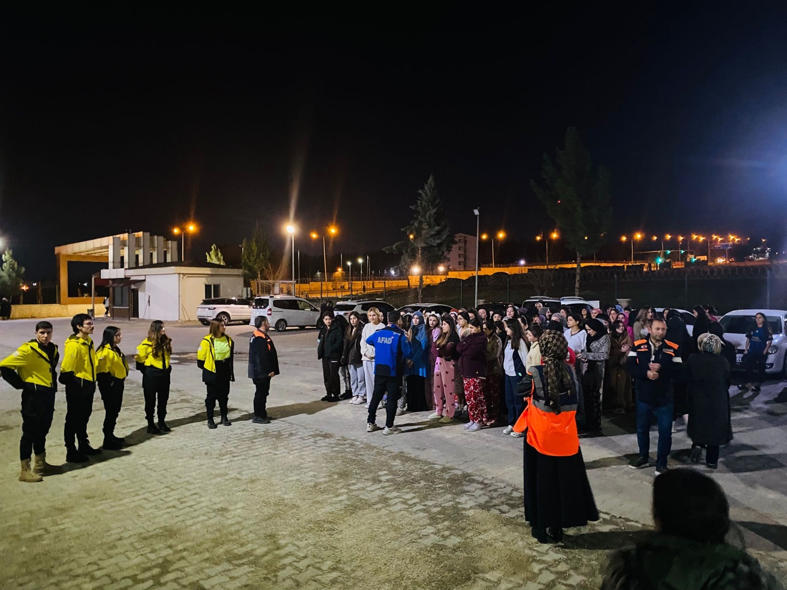 Yurtlarda yangın tatbikatı