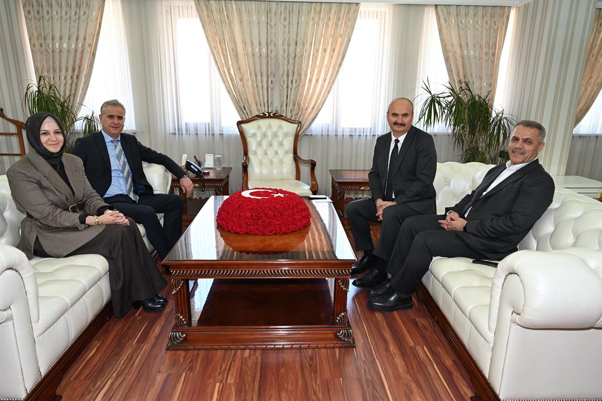 AK Parti heyetinden Valiliğe ziyaret