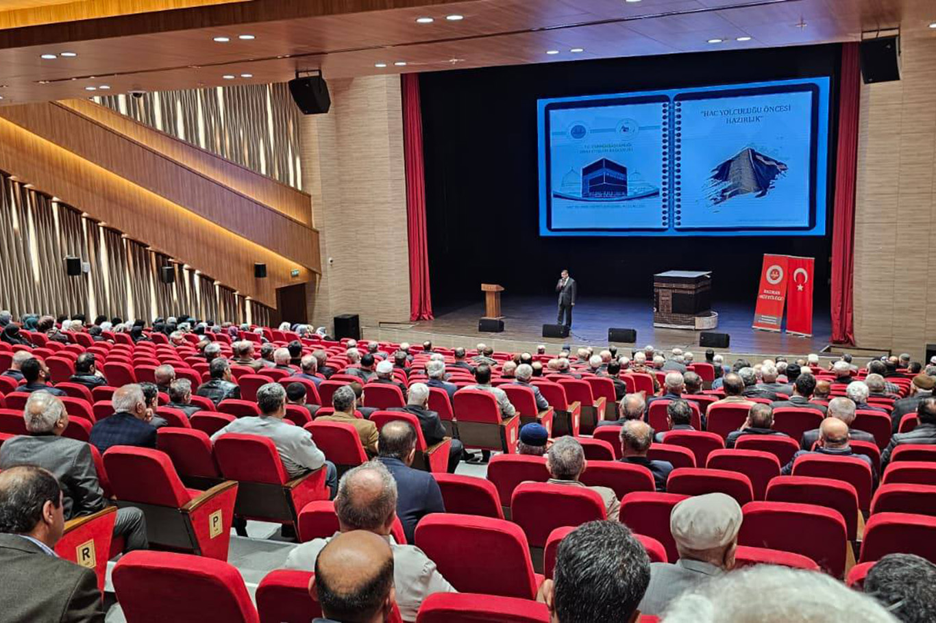 Hacı adaylarına hazırlık semineri