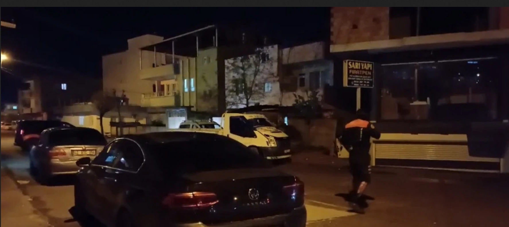 Maskeli grup dehşet saçtı