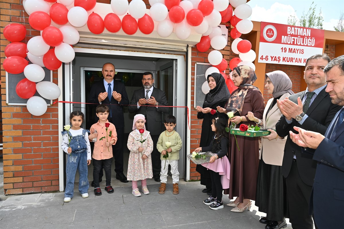 Minikler için manevi eğitim hamlesi