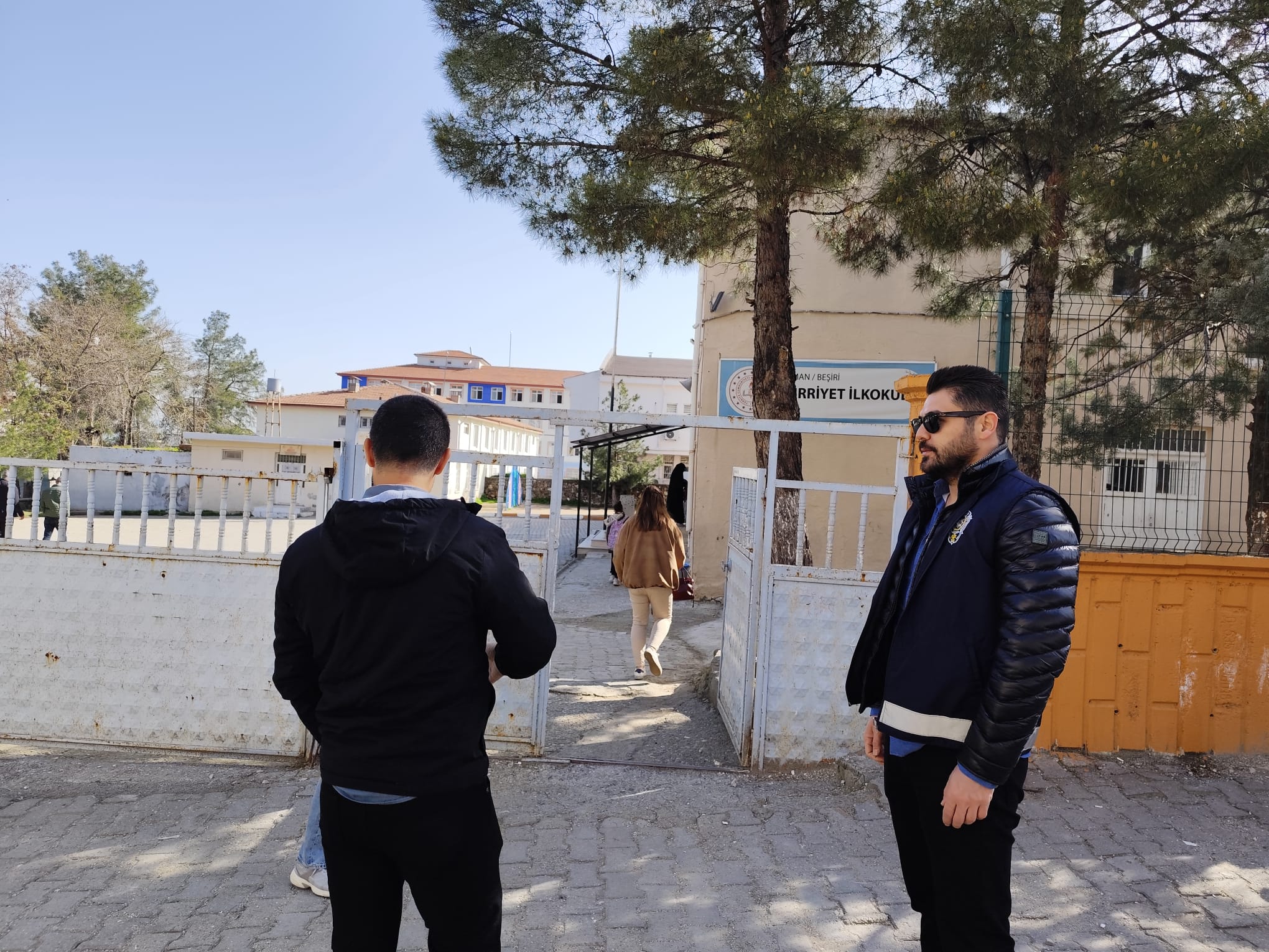 Okullarda ‘Polis’ nöbeti