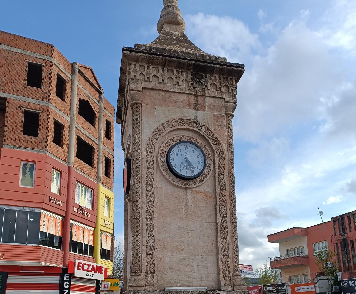 SAATLER ARTIK SENKRONİZE
