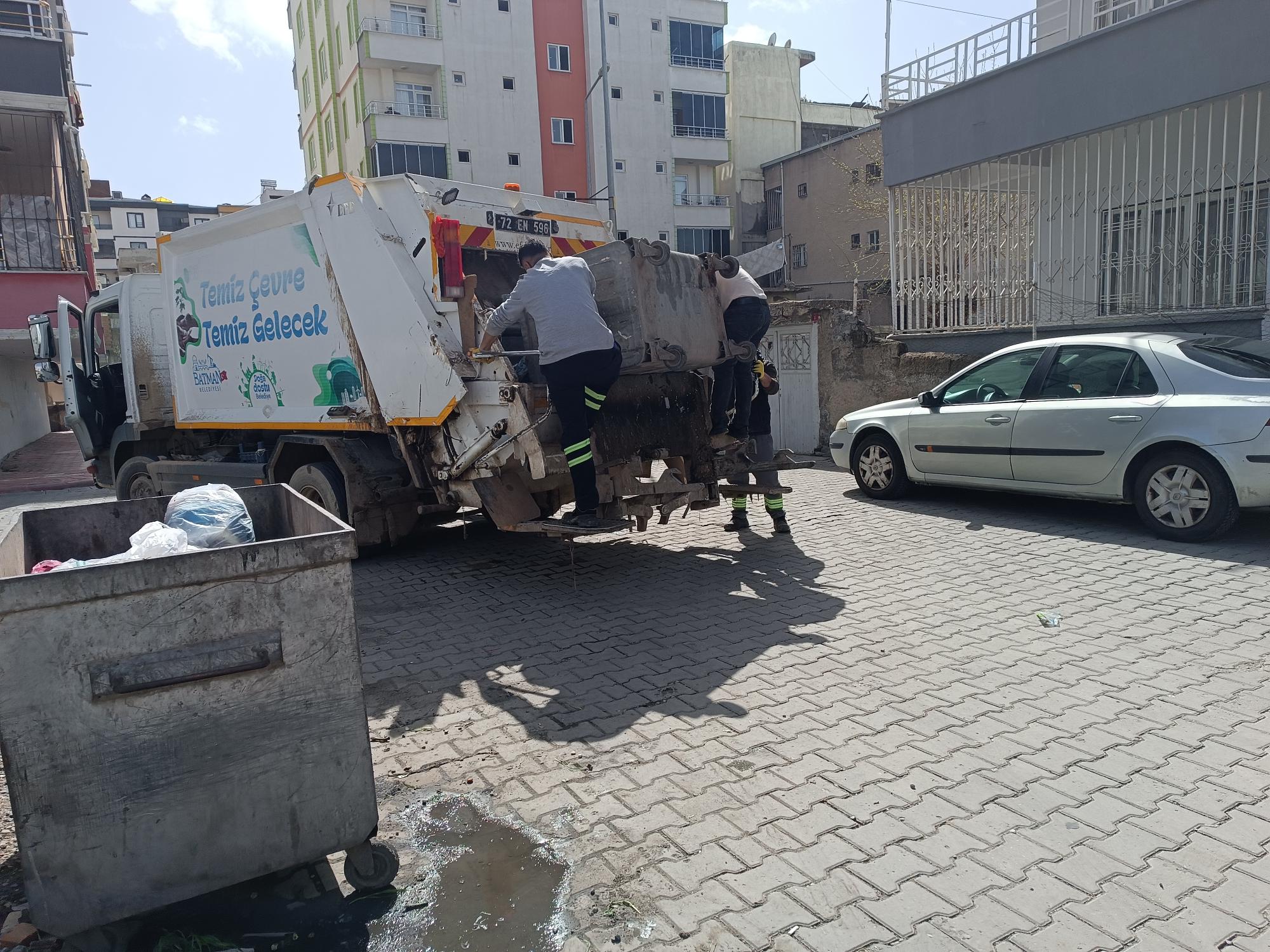 Temizlik ekiplerinde hummalı çalışma