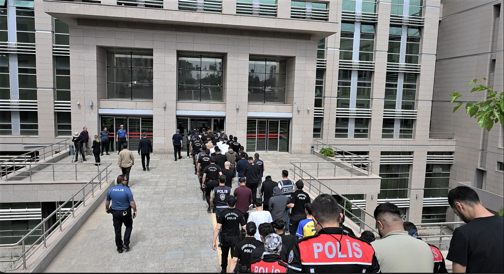 Bahis ağında 88 tutuklama