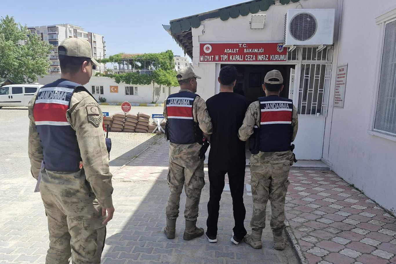 Aranan 36 hükümlü yakalandı