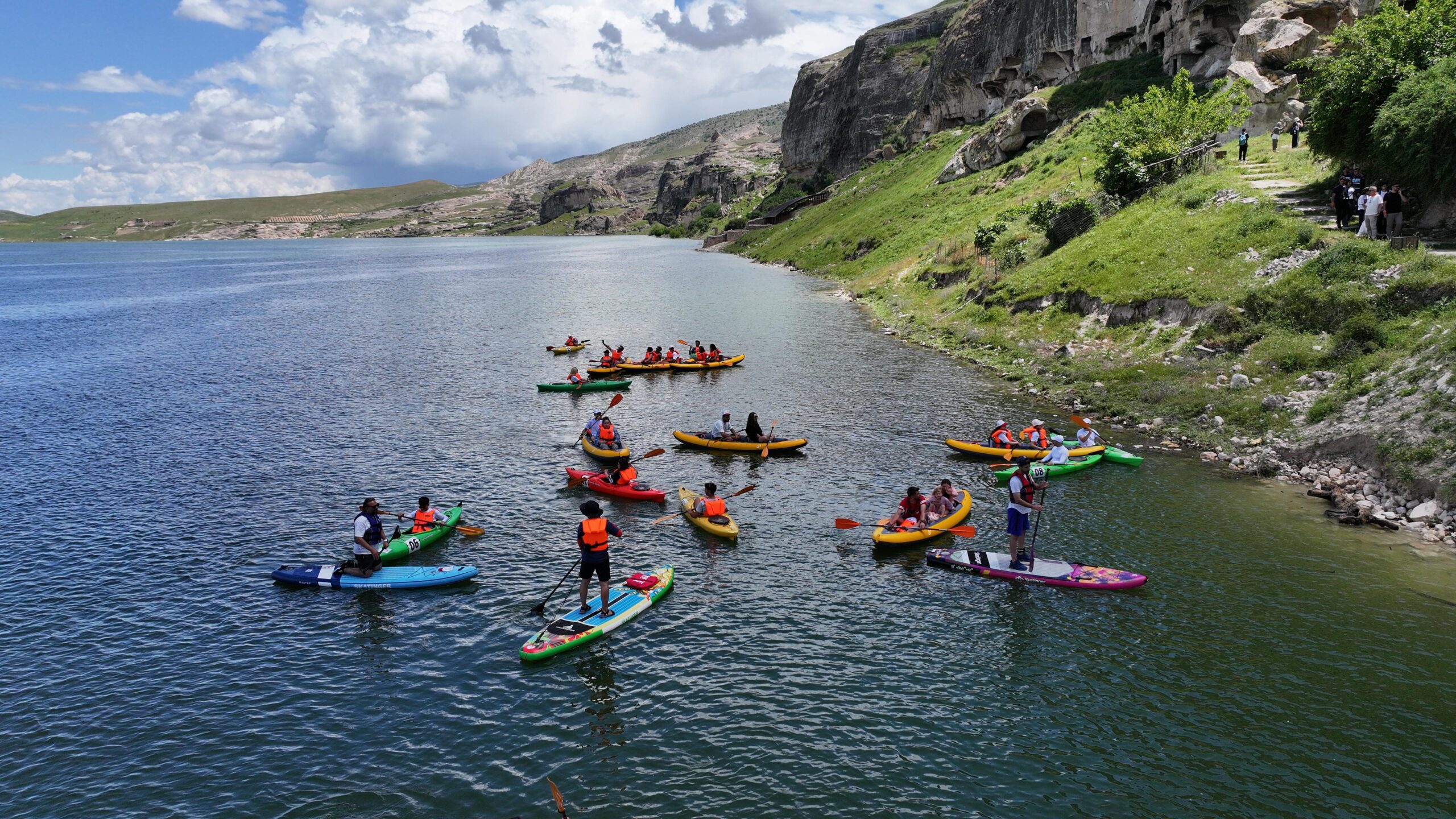 Hasankeyf’te bahar coşkusu