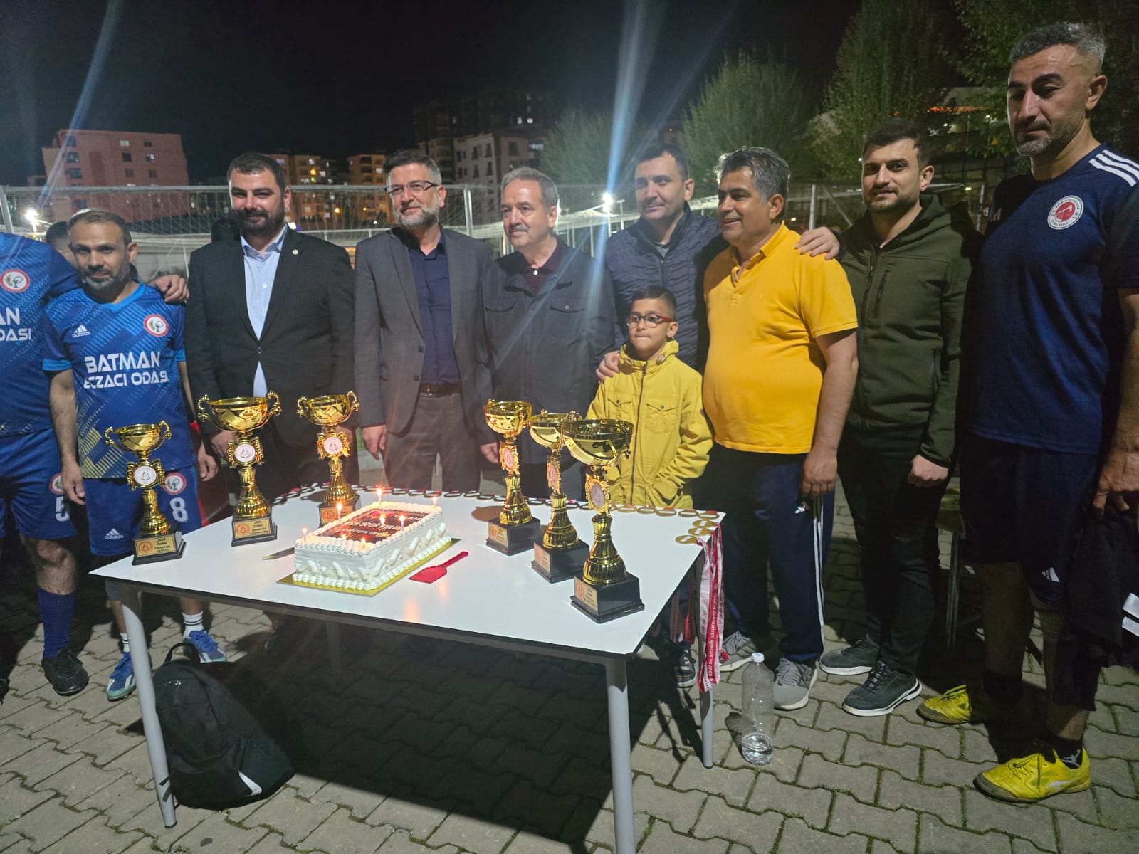 Kurumlar sahada kıyasıya yarıştı