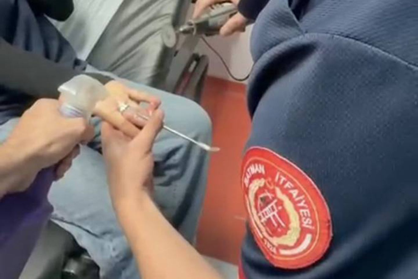 Minik parmak için zamanla yarış