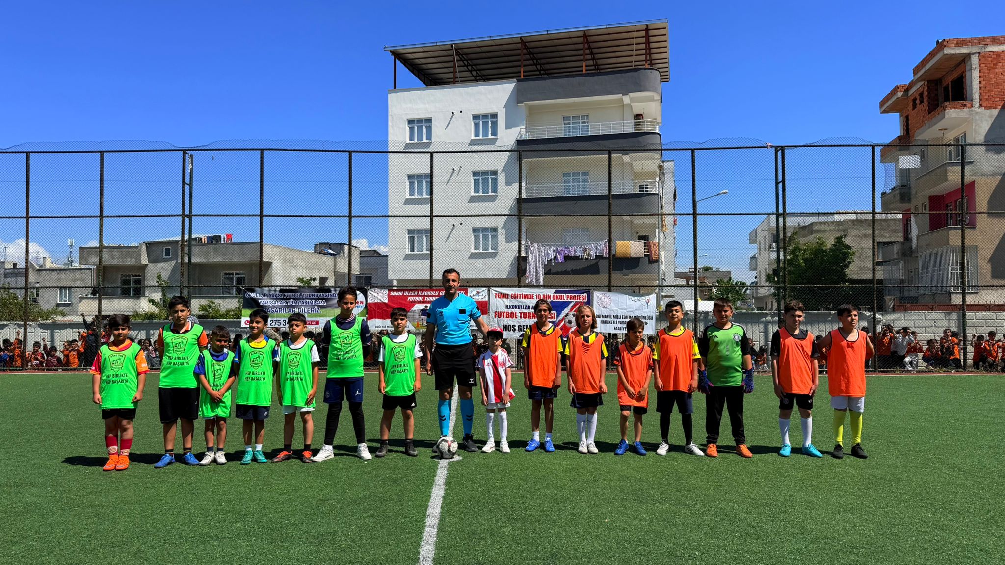Miniklerin final heyecanı nefes kesti