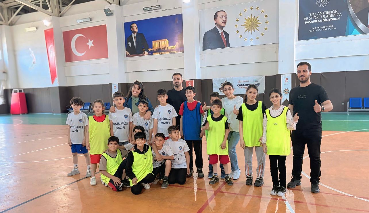 Özel öğrencilerden unutulmaz basketbol şöleni