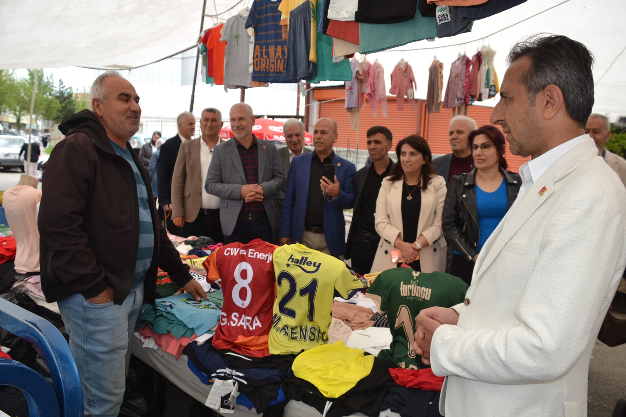 “Vatandaşın gündemi geçim”