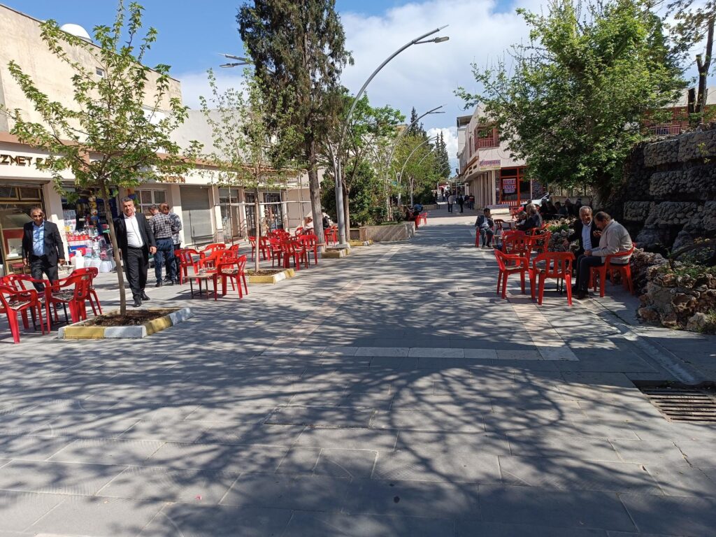 100 Yıllık cadde hala aynı ismi taşıyor