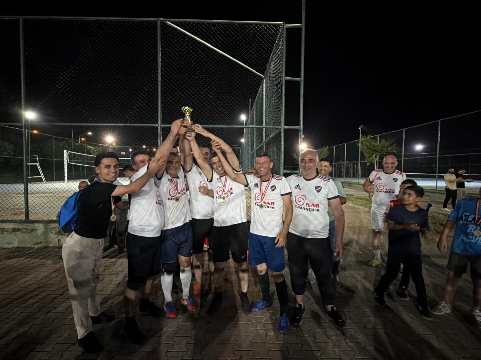 Batman Havalimanı’nda futbol heyecanı