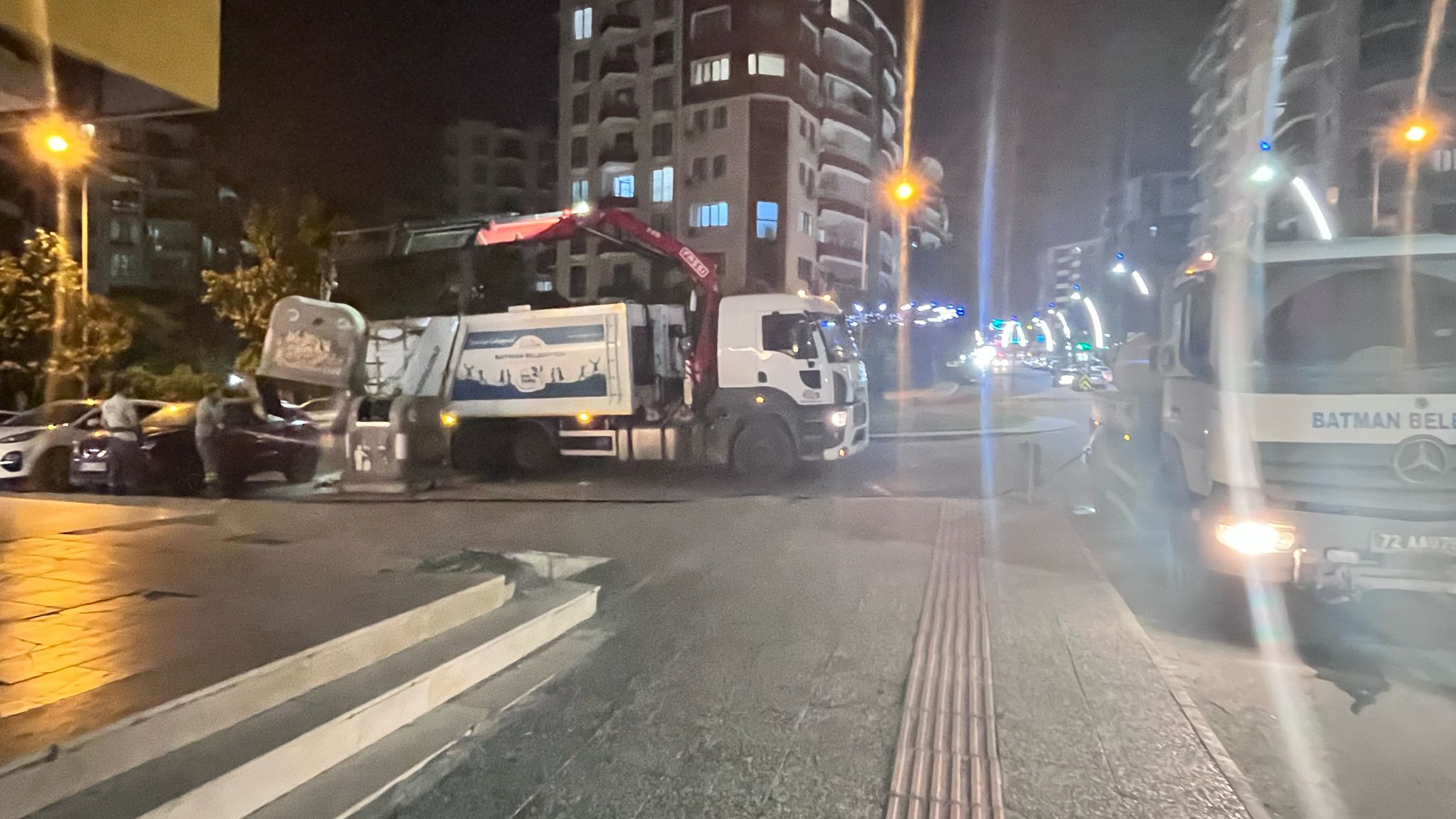 Çöp konteynerleri yaz için dezenfekte ediliyor