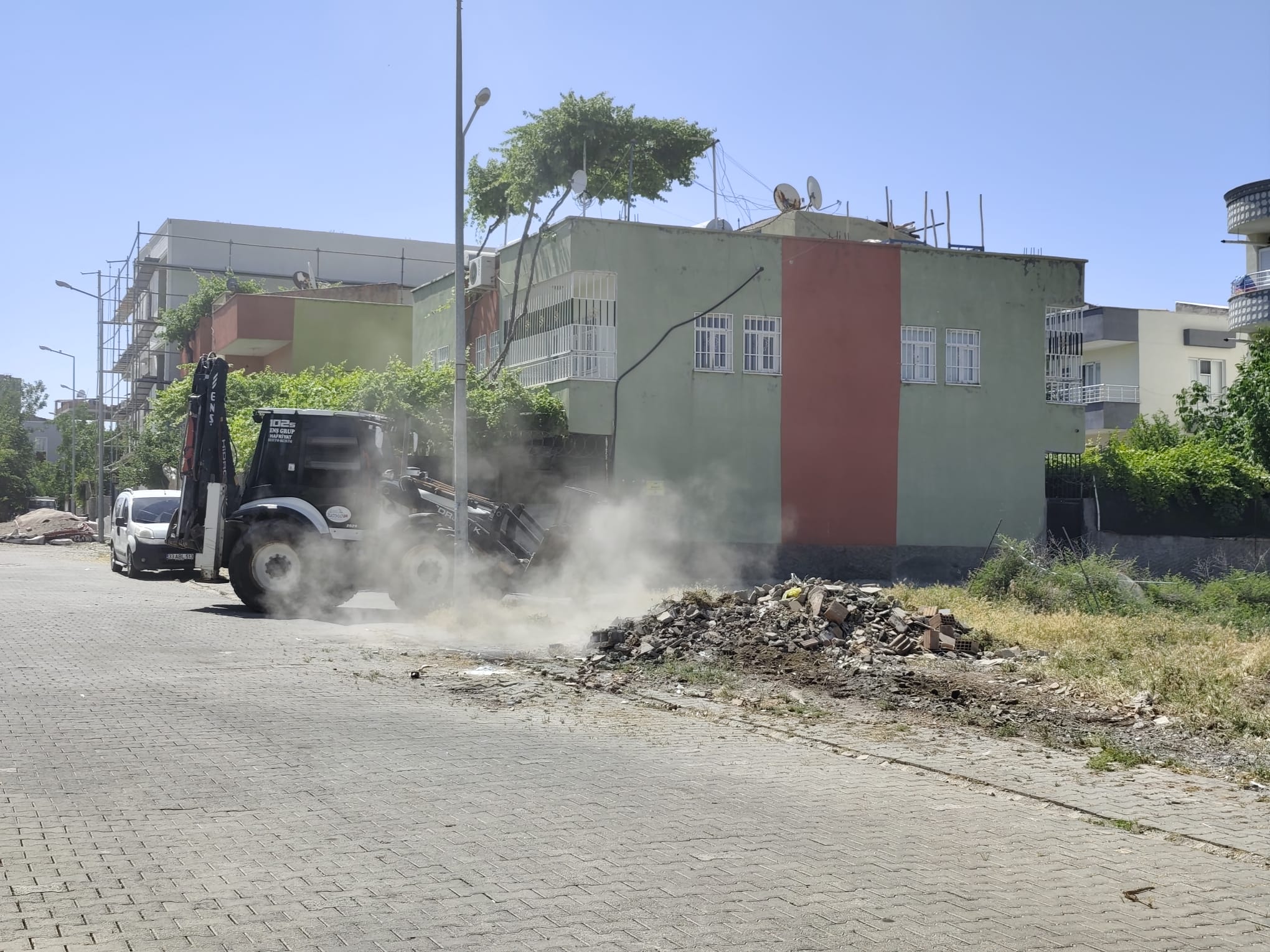 Güneykent’te temizlik seferberliği