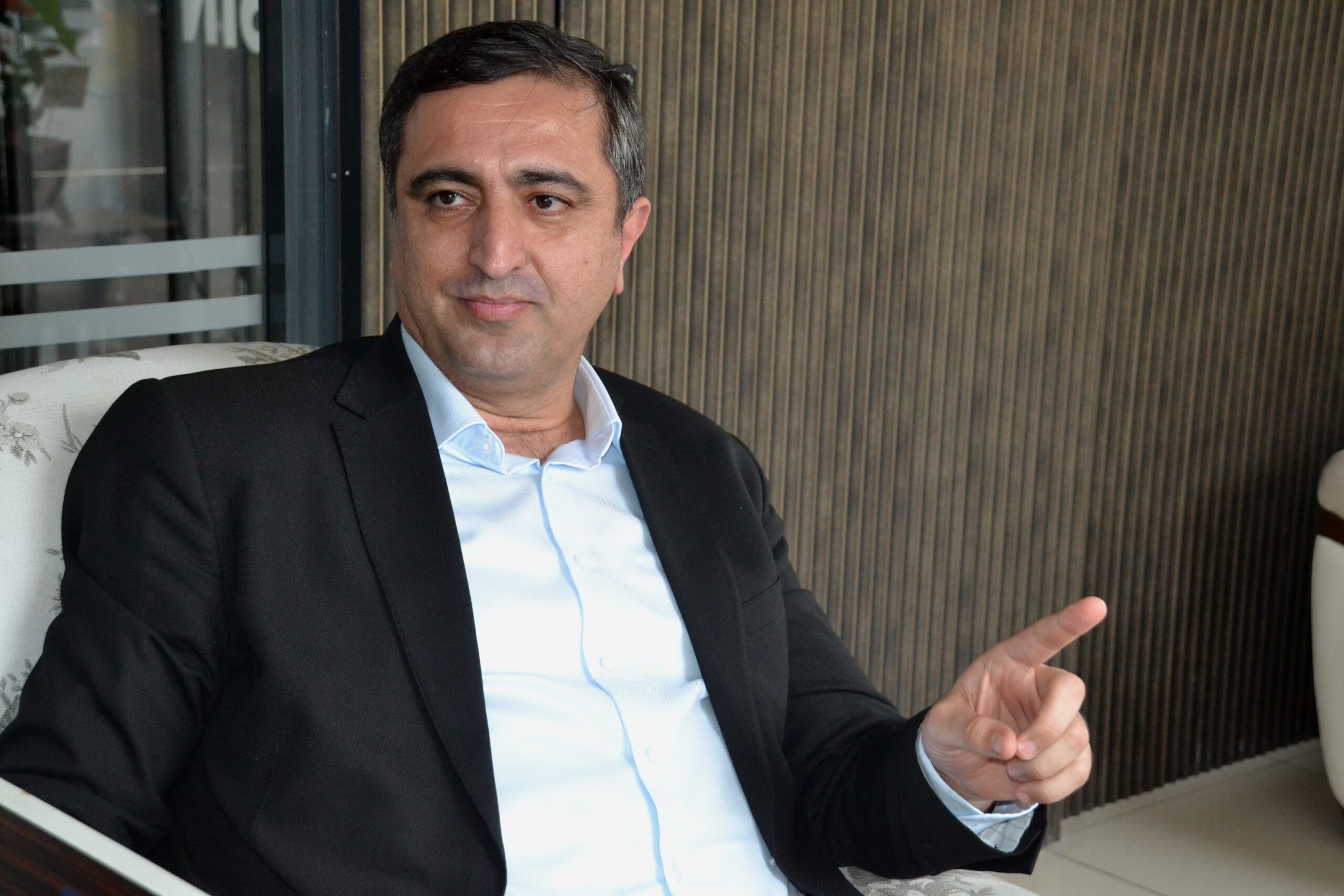 Öğretmen adaylarının sesini Meclis’e taşıdı