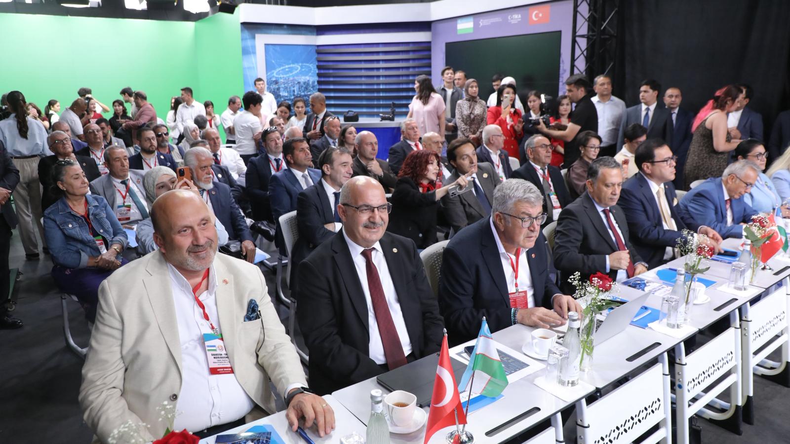 Özbekistan’daki KGK Medya ve Eğitim Paneli’nde medyanın geleceği tartışıldı