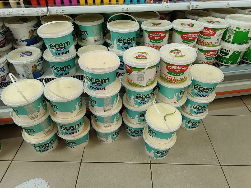 Yoğurt fiyatları cep yakıyor