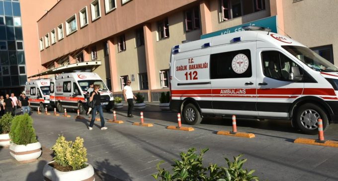 Yolun karşısına geçemedi