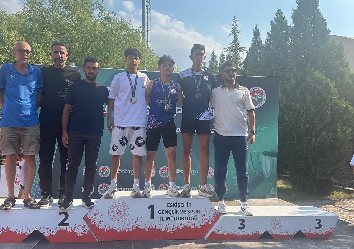 Atletizmde gururlandıran başarı