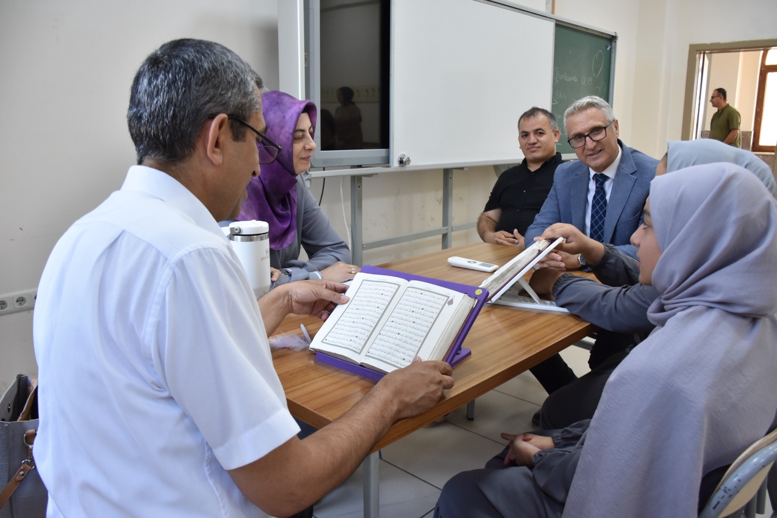 Hafızlık eğitimi yerinde inceledi
