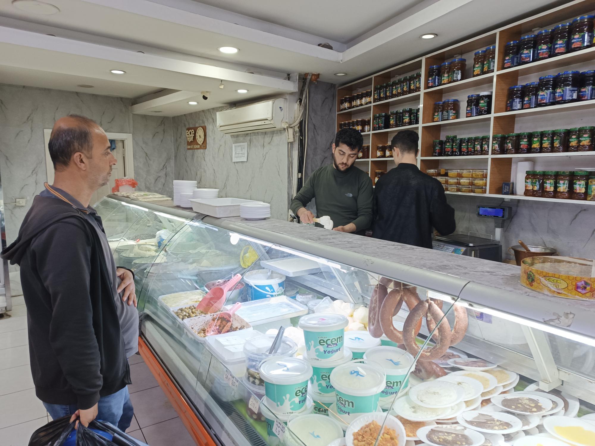 Köy ürünlerine yoğun ilgi