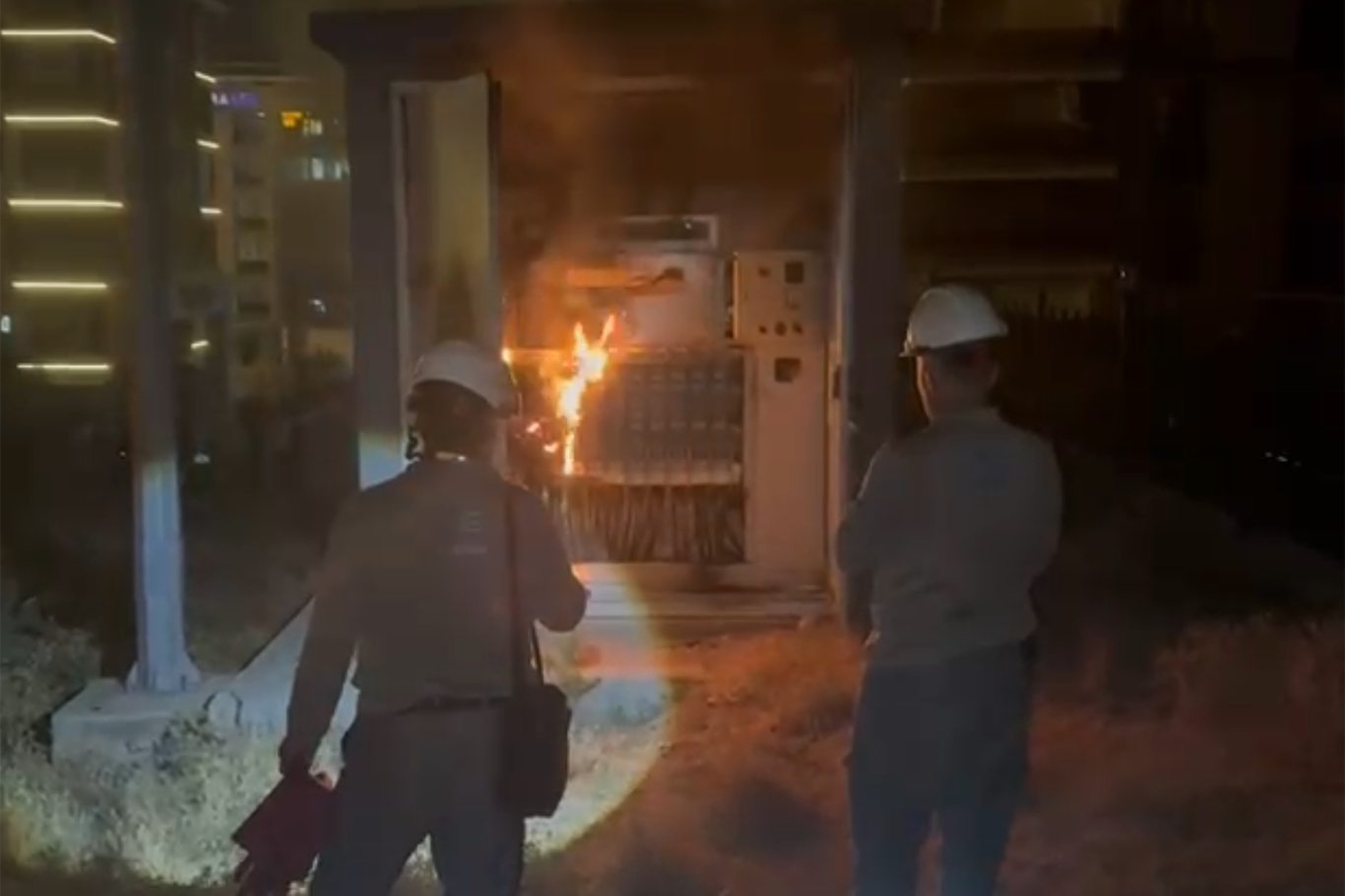 Sıcaklar trafoda yangına yol açtı