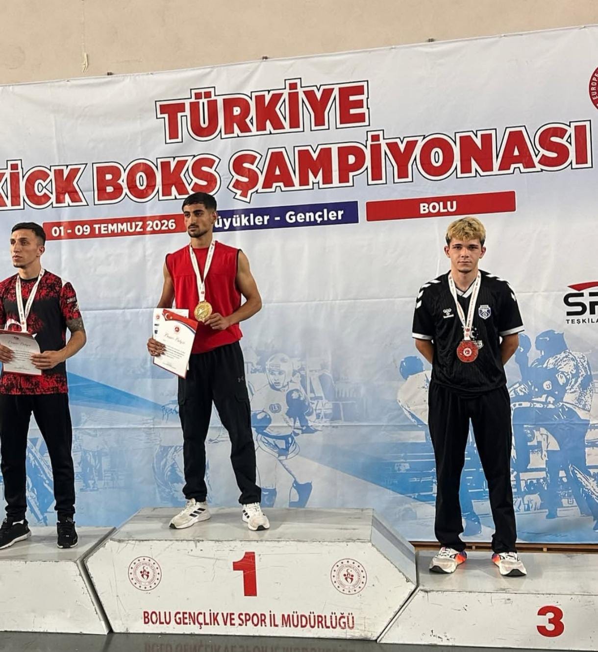 Batmanlı sporcudan altın zafer