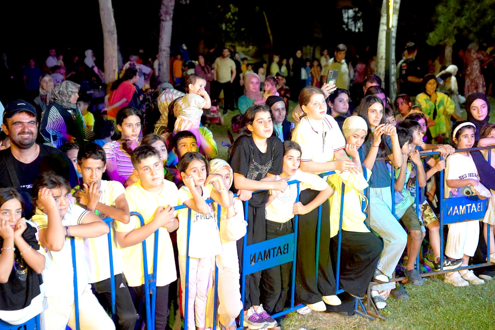 NEFS Rock Grubu Kinem Parkı’nı Coşturdu