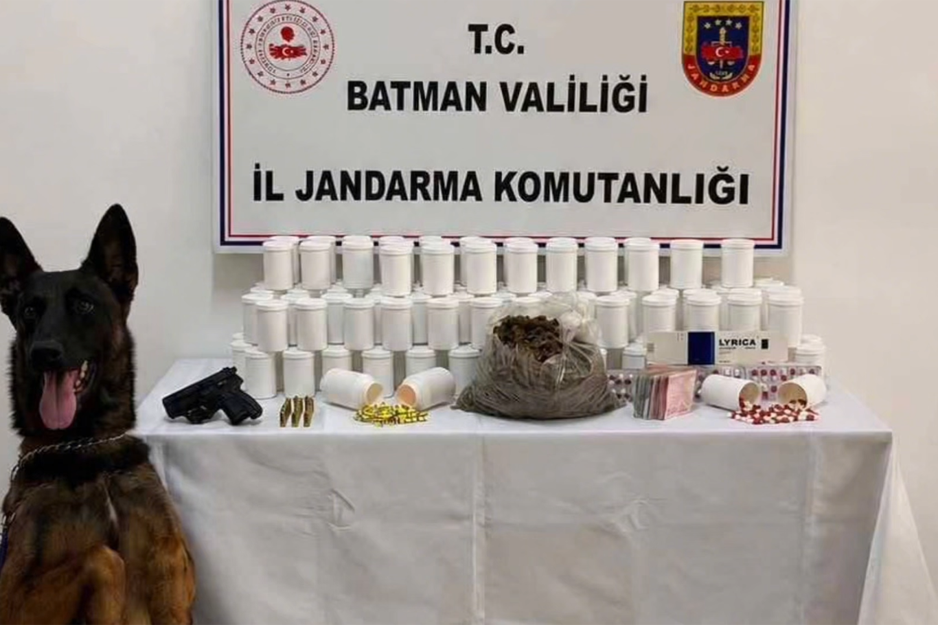 10 Bini aşkın hap ele geçirildi